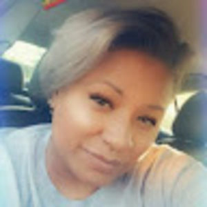 Meet your Posher, Carolina